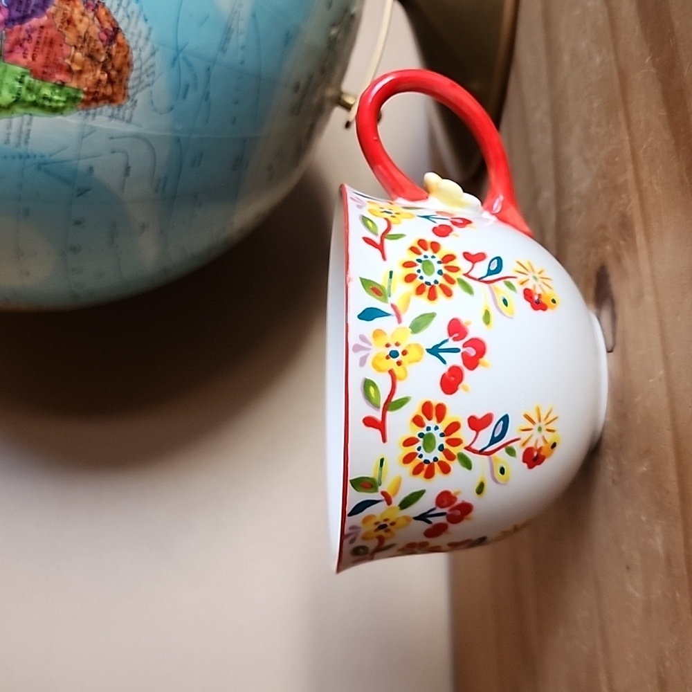 Anthropologie Cazif floral coffee mug
